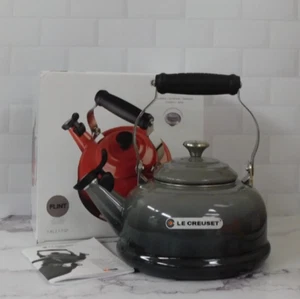 Le Creuset Enamel on Steel 1.7 Quart Whistling Tea Kettle in Flint Oyster - New - Picture 1 of 14