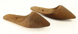 = Ea. 20th C Joseph Dain's Sweep Rake Tips, John Deere Farming Collectibles - Picture 1 of 24