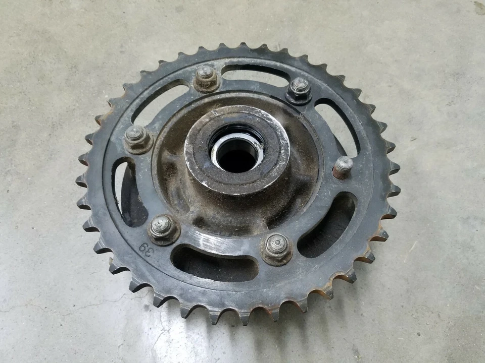 Piñón amortiguador buje tracción trasera Kawasaki '87 Ninja 600 usado 42033-1114 U8 Foto 1 de 1