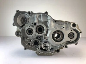 YAMAHA YFZ 450 2006 FITS 2006-2009 ENGINE CASE CRANKCASE 5TG151000100 - Picture 1 of 24
