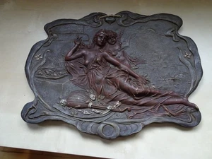 Art Nouveau Wall Plaque Ernst Wahliss - Picture 1 of 5