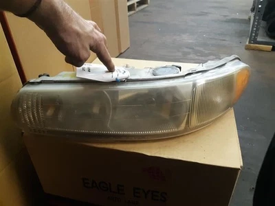 Driver Left Headlight Fits 97-04 REGAL 443975 — 第 1/4 张图片