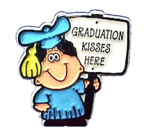Hallmark PIN Graduate Vintage GRADUATION KISSES High School COLLEGE Brooch - Picture 1 of 2