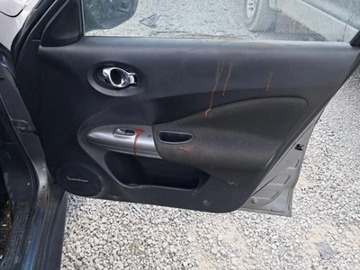 2013 Nissan Juke Front Door Trim Panel RF 4DR SUV Black Used OEM 425852 - Image 1 of 4