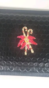 Candy Cane With Holey Brooch - Picture 1 of 5