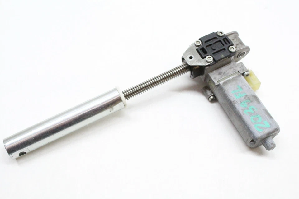 BMW 528I 2008 motor de ajuste de asiento inferior delantero izquierdo 3320446 OEM 08 09 10 Foto 1 de 4