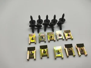 10x BMW 318d 320d 330d 335d 120i 125i 130i E9X FRONT BUMPER LOWER SCREW C-CLIP - Picture 1 of 3