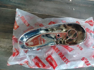 TO-R3511 - COPERCHIO CROMATO FORCELLA DX APRILIA HABANA RETRO' 125  - 8248171 - Immagine 1 di 4