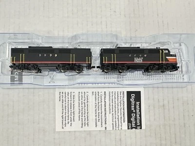 Micro-Trains N 992 00 031 EMD FT A/B  Unit Loco Set Cotton Belt #923 DCC - Image 1 of 4