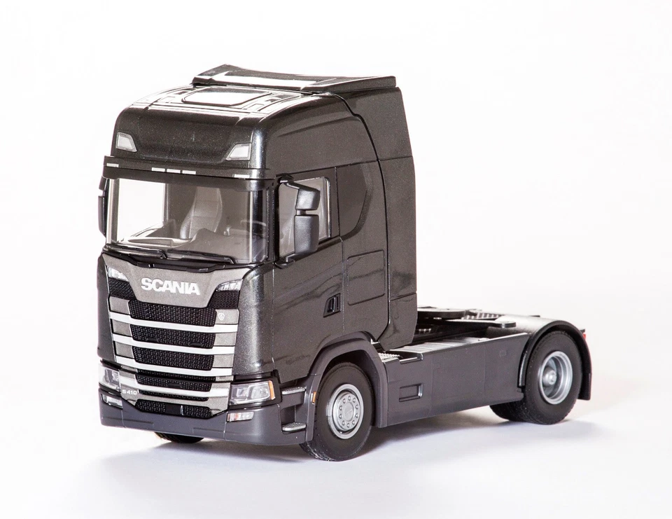 EMEK, SCANIA CS 4x2 nero, 1/25,  EMEK860013 - Immagine 1 di 1