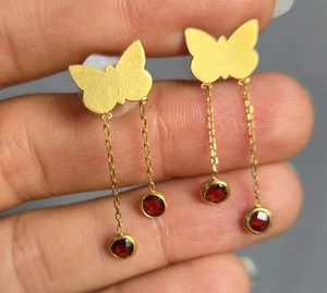 18ct Gold Earrings Drop Dangle 750 Garnet Beautiful Matte Gold Butterflies 18K - Picture 1 of 5