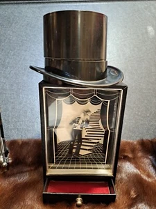 1981 Yaps Dancing Charlie Chaplin Music Box Vintage Japan Box Carica - Foto 1 di 4