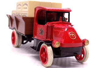 Ertl 1926 Mack Bulldog Truck Bank With Crates Anheuser-Busch Chain Drive  #9047 - Picture 1 of 12