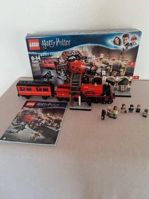 LEGO Harry Potter Hogwarts Express 75955, Complete Set With Box & Instructions - Image 1 of 4