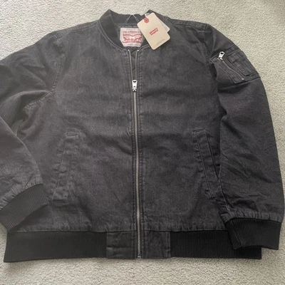 Chaqueta de mezclilla Levi's grande con cremallera completa Bay Bomber para hombre bolsillo interior negro carbón Foto 1 de 4