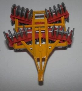 1:64 Yellow/Red Fold Up Drill - Picture 1 of 5
