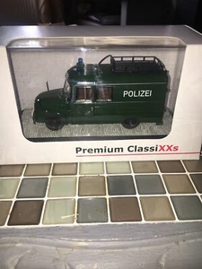 PREMIUM CLASSIXXS OPEL BLITZ 1,75t - POLIZEI SCALE 1:43 No. 11607 - Picture 1 of 6