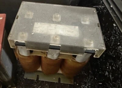 Transformador reactor Fanuc A81L-0001-0122 60A 3 PH Foto 1 de 2