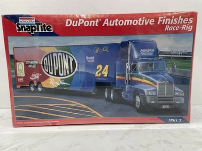 #24 Jeff Gordon DuPont Race Rig Truck Monograma Snap Tite Modelo Kit Nuevo Sellado Foto 1 de 4