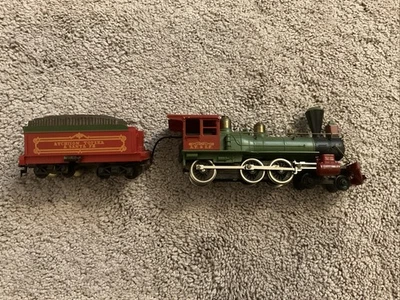 Tyco HO Scale 4-4-2 Steam Locomotive Untested - Image 1 of 4