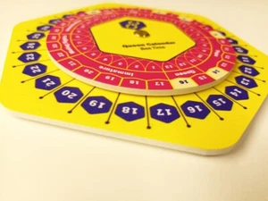 Kalender für schlüpfende Bienenköniginnen - Bild 1 von 3