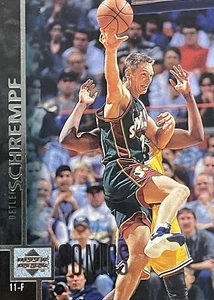 1997-98 Upper Deck DETLEF SCHREMPF Seattle Sonics - Bild 1 von 2