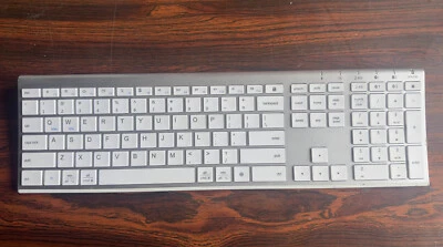 IC-DK03 Mulit-Divice Connection Rechargeable Wireless Keyboard Silver - Image 1 of 4