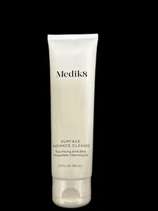 Medik8 Surface Radiance Cleanse - AHA and BHA Daily Cleanser 5.0 fl oz, 150 ml - Picture 1 of 2