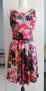 JESSICA SIMPSON Sommerkleid ärmellos, Rundhals Blumenmuster, Größe XS oder 2 - Bild 1 von 16