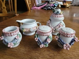 Vintage 5 PC Capodimonte Creamer Sugar Salt/Pepper Shaker Toothpick Unbranded - Picture 1 of 7