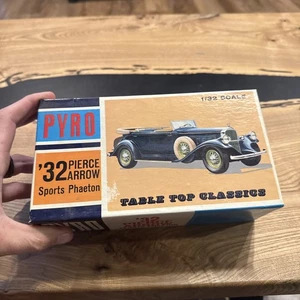 Vintage 1/32 PYRO '32 PIERCE ARROW SPORTS PHAETON C339-79 Open Box - Picture 1 of 8