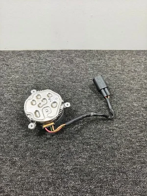 BMW 2 Series F39 F45 F46 F48 COOLING FAN MOTOR 7636070 - Image 1 of 4