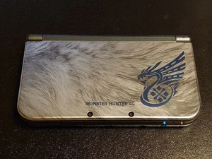 Nintendo New 3DS XL LL Monster Hunter 4G Ultimate Bundle Silber getestet funktioniert - Bild 1 von 9