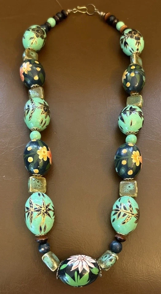 VintageVENETIAN MURANO MORETTI MILLEFIORI GLASS Colorful BEAD Beaded NECKLACE - Image 1 of 4