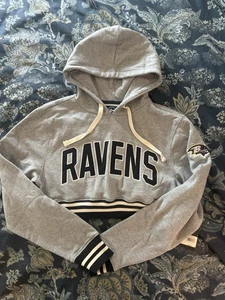 Baltimore Ravens Custom Women’s Crop Hoodie Gray Medium 47 Brand - Picture 1 of 12