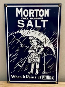 Letrero publicitario de porcelana esmaltada Morton Salt 8" x 12" cuando llueve se vierte - Imagen 1 de 2
