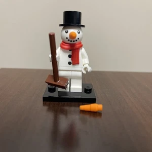 LEGO 71034 Series 23 Collectible Minifigures - Snowman Holiday Xmas Frosty - Picture 1 of 3