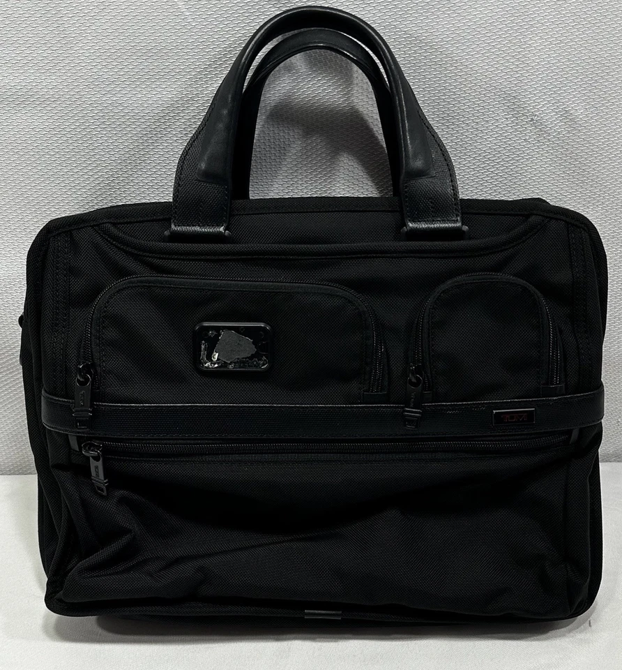 Tumi Alpha 2 расширяемый органайзер ноутбук бриф 26145D2 черные ручки 16 «x 11» x 6» - Изображение 1 из 4