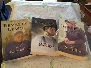 Beverly Lewis paperback Books - Picture 1 of 4
