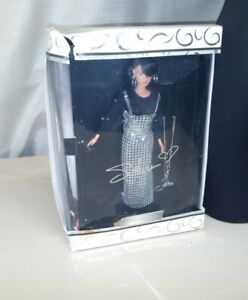 Selena Quintanilla Vive Doll 2006 DTM New And Open Box With Box Defects