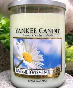 Yankee Candle Retired "LOVES ME LOVES ME NOT" 2-Wick ~Large 22 oz. Tumbler~ NEW - Picture 1 of 5