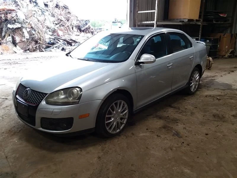 Pilar central de pasajeros sedán VIN K octavo dígito compatible con 05-10 JETTA 1982529 Foto 1 de 4