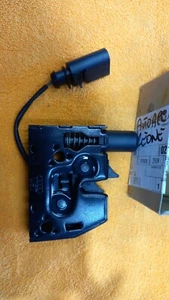 8X0823509C SERRATURA COFANO ANTERIORE AUDI A1 DAL 2010 IN POI - Picture 1 of 3