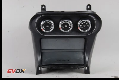 08-15 Mitsubishi Evolution Evo X MR Climatizador e Interior Cubby Fabricante de Equipo Original Foto 1 de 4