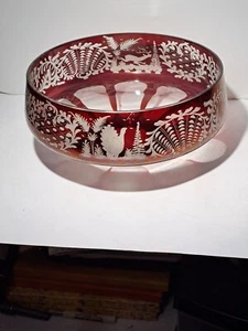 VINTAGE BOHEMIAN GLASS ETCHED CRANBERRY CLEAR FRUIT BOWL 8.5" GRANNY CORE - Picture 1 of 9