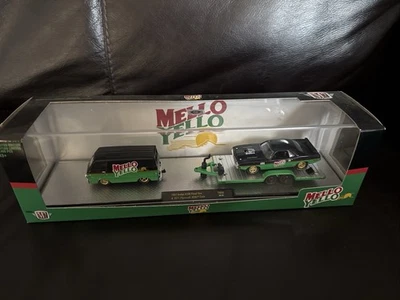 M2 Machines Auto-Haulers COKE 1967 Dodge A100 Panel Van/1971 HEMI CUDA SET - Image 1 of 4