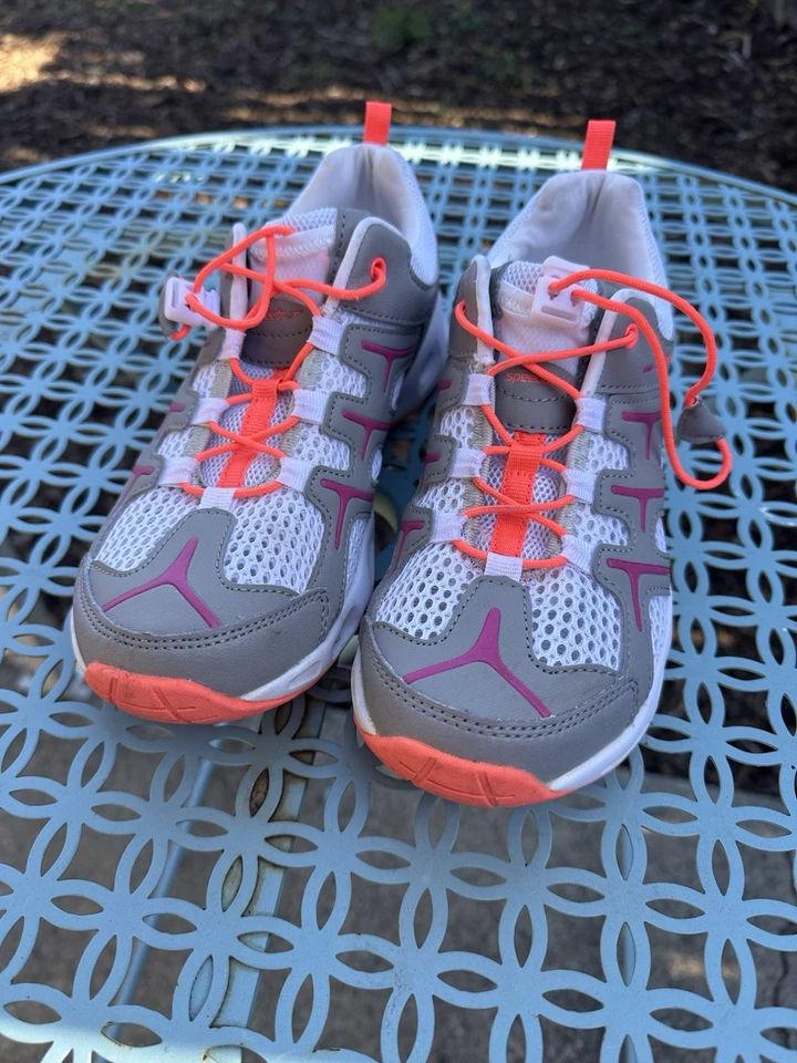 Speedo Women’s Shoes Size 8 - Image 1 of 4