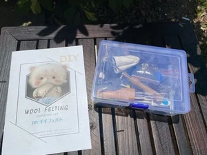 Needle Felting Starter Kit -Tools ,Multi color Wool- Crafting Kit - Picture 1 of 5