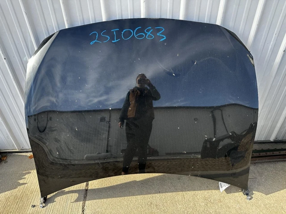 (SOLO RECOGIDA LOCAL) Capó se adapta a 17-20 86 2056612 Foto 1 de 4