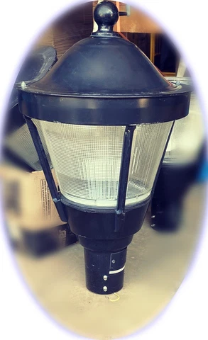 Vintage Glass Street Light, Kentucky Derby LED 30", In Colors Cover